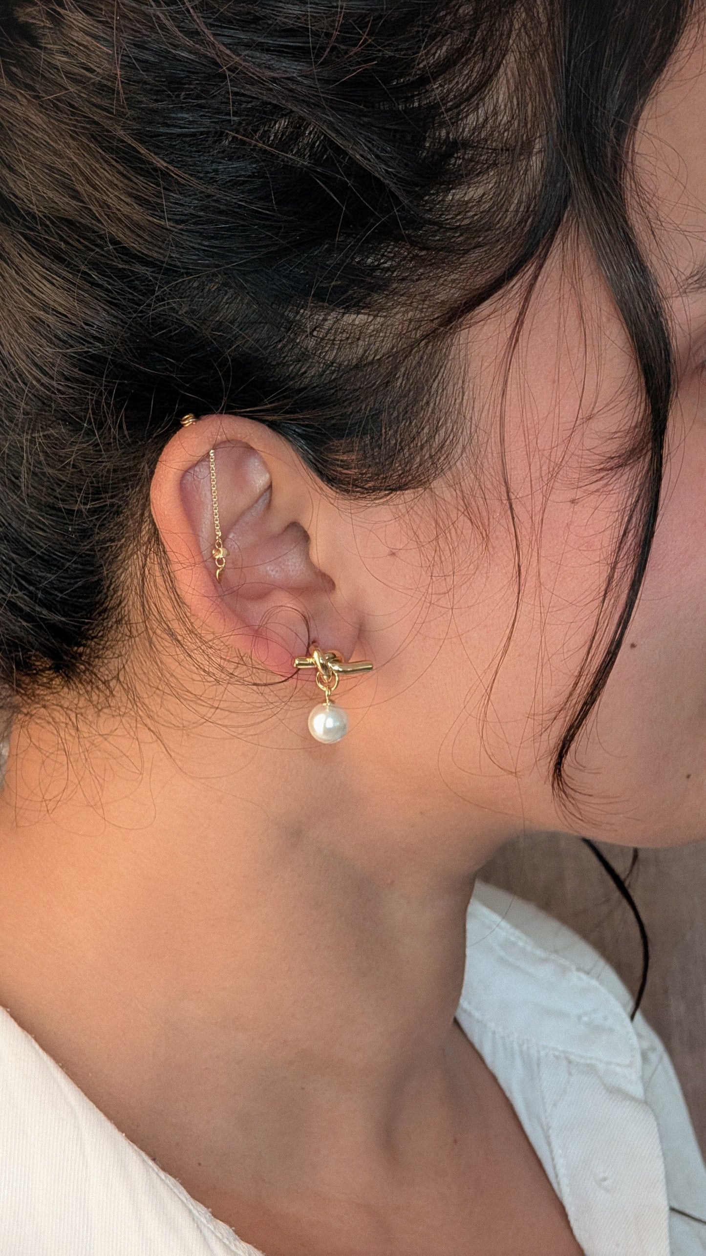 NIVA Knot Your Average Pearl Earrings