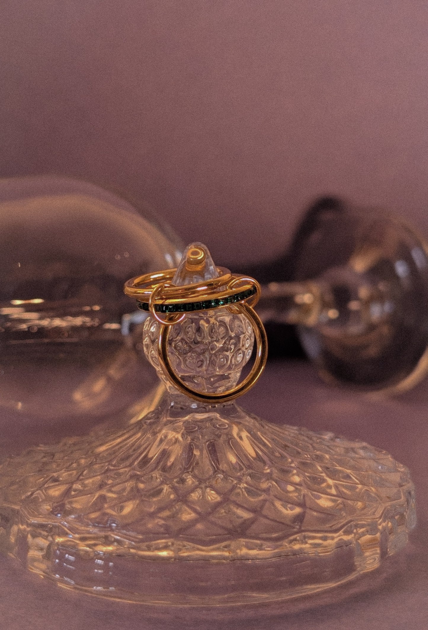 NIVA Triple Scoop Stacked Gold Ring with Green Sparkle