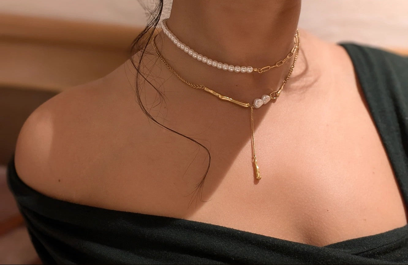 NIVA Moonlit Pearl & Gold Chain Necklace