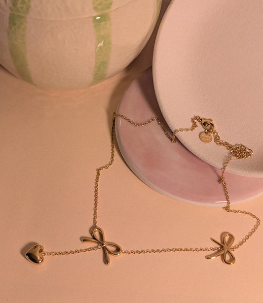 NIVA Sweetheart Bow Chain