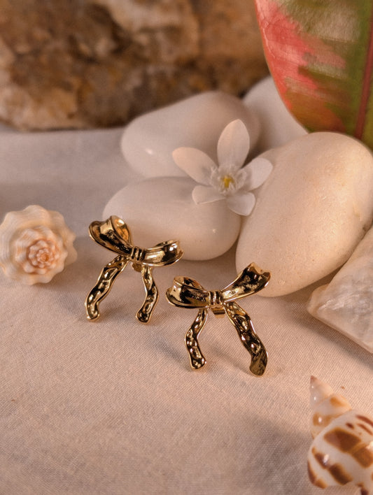 NIVA Tie Me Pretty Solid Bow Earrings