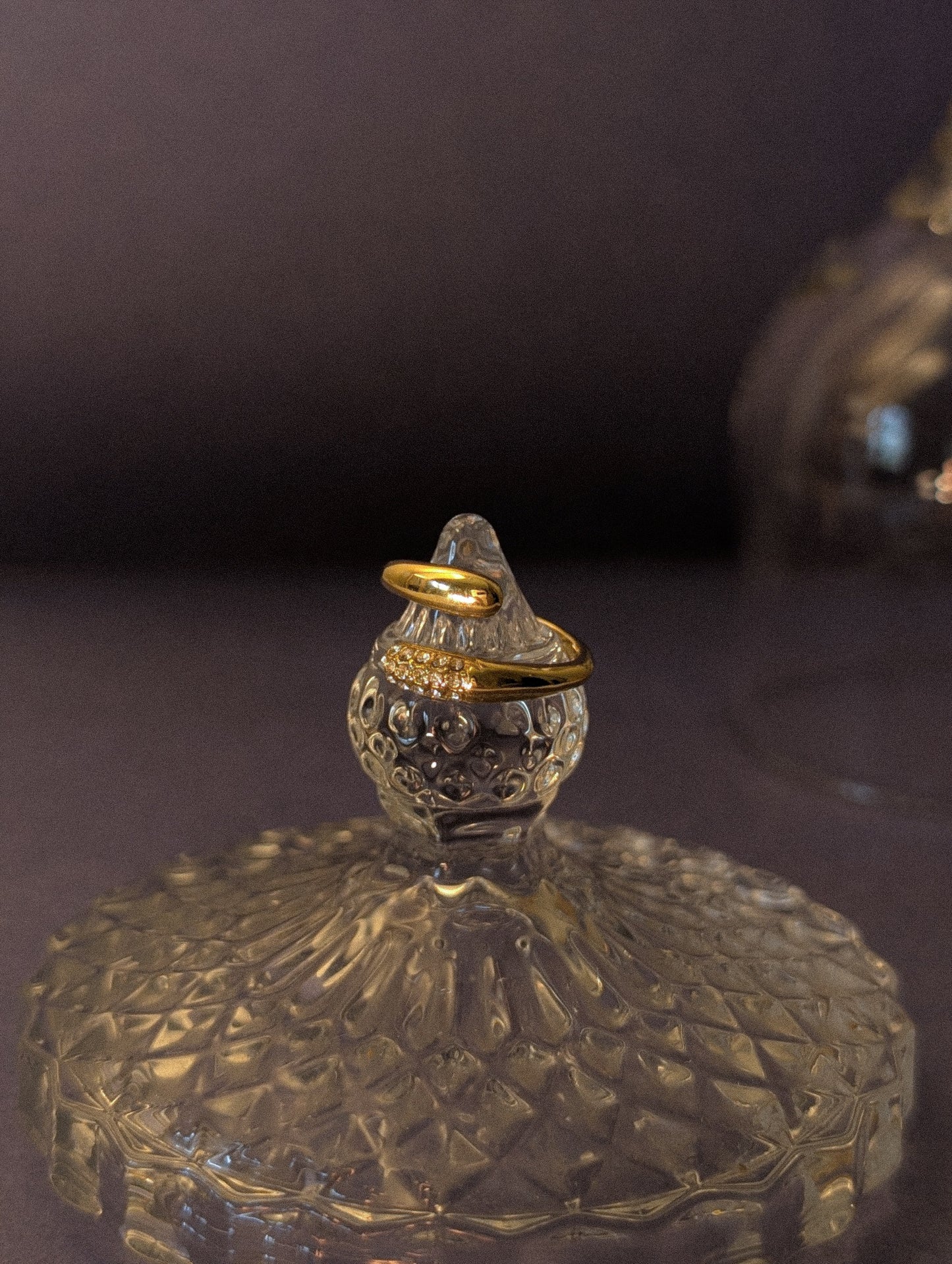 NIVA Teardrop Open Ring