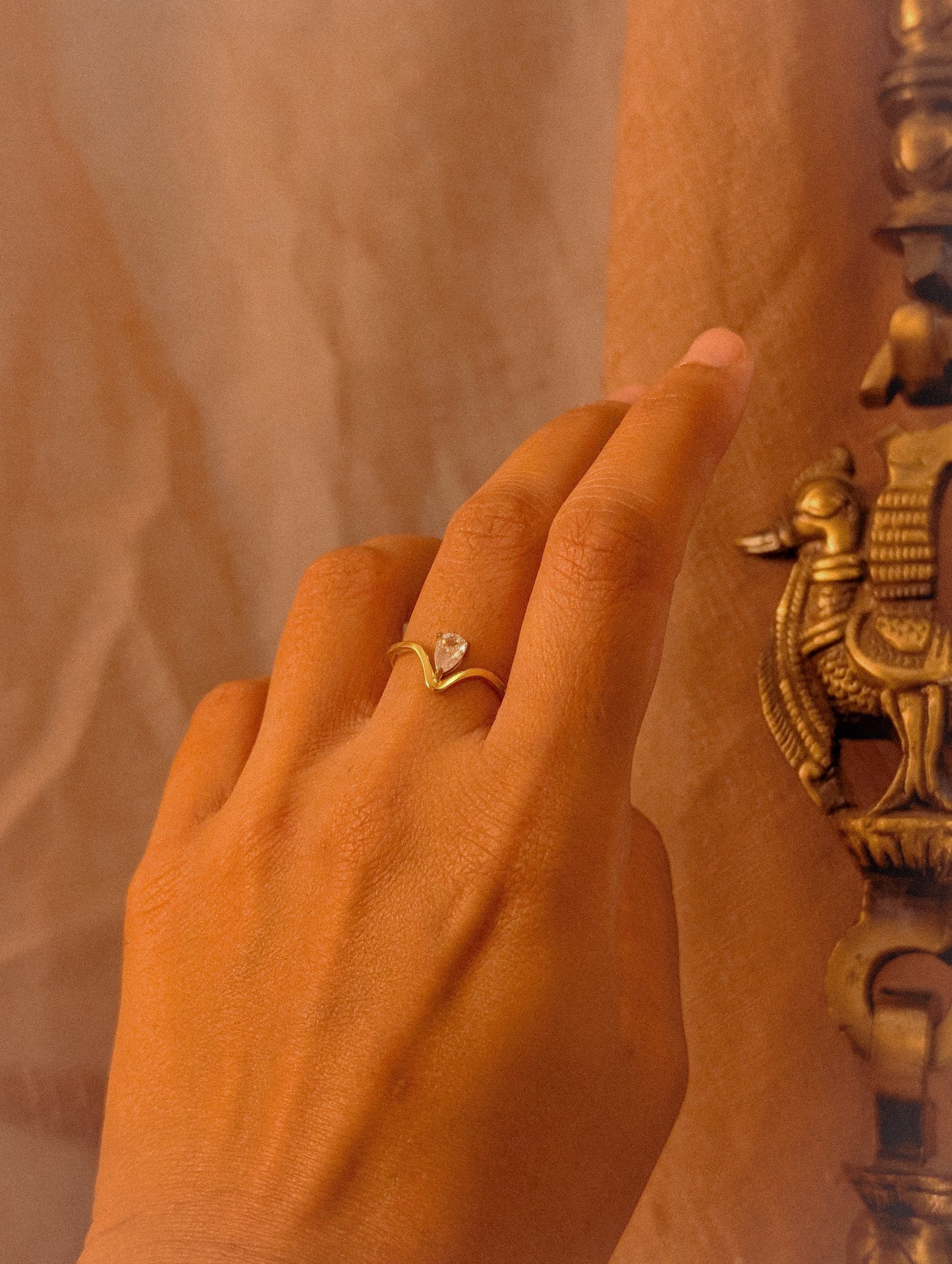 NIVA Point of Light Ring