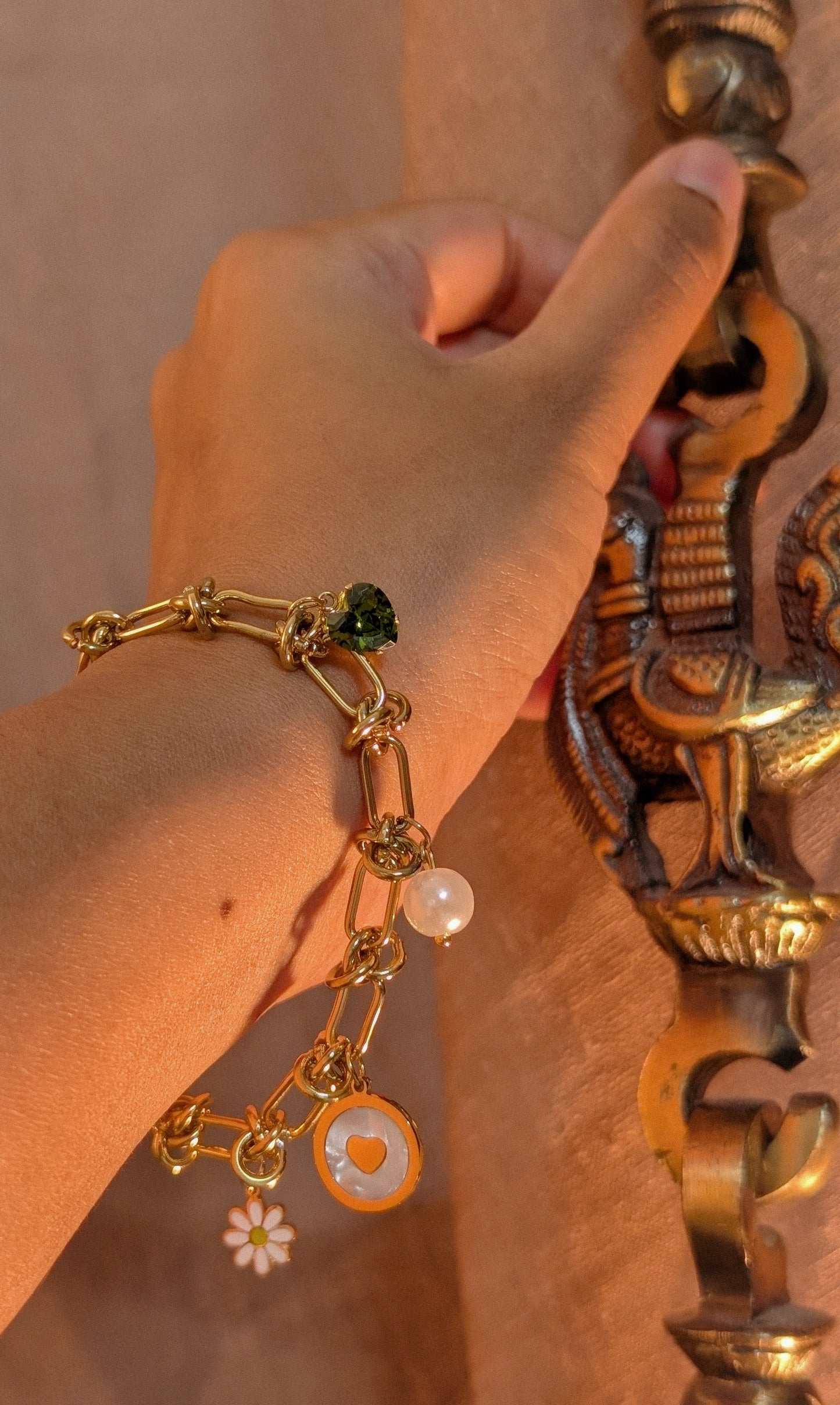 NIVA Playful Charms Chunky Bracelet