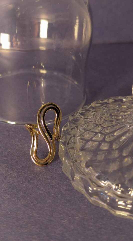 NIVA Twist & Shimmer Gold S-Ring