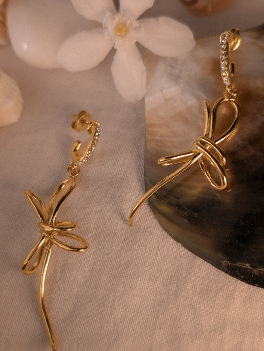 NIVA Knot Your Average Earrings