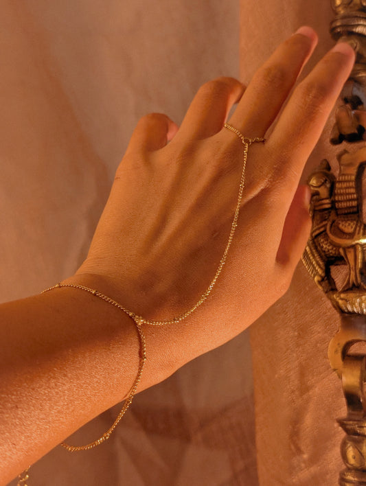 NIVA Glow Line HandChain